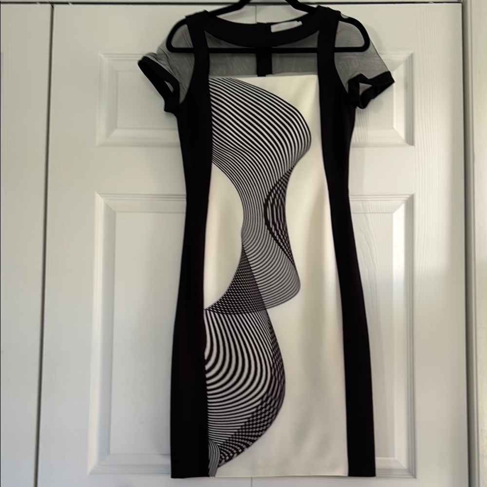 Anne Fontaine Black and White Bodycon Midi Dress Crew Neck